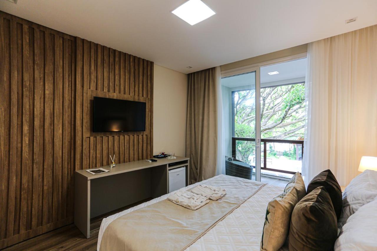 Estaleiro Hotel 3*